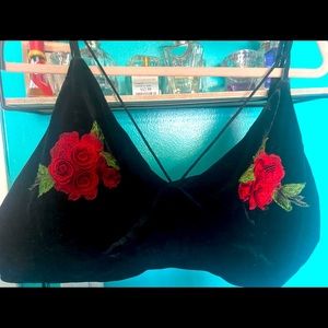 CUTE BRALETTE WITH ROSES